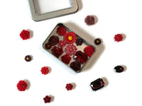 Red Flower Magnet Set